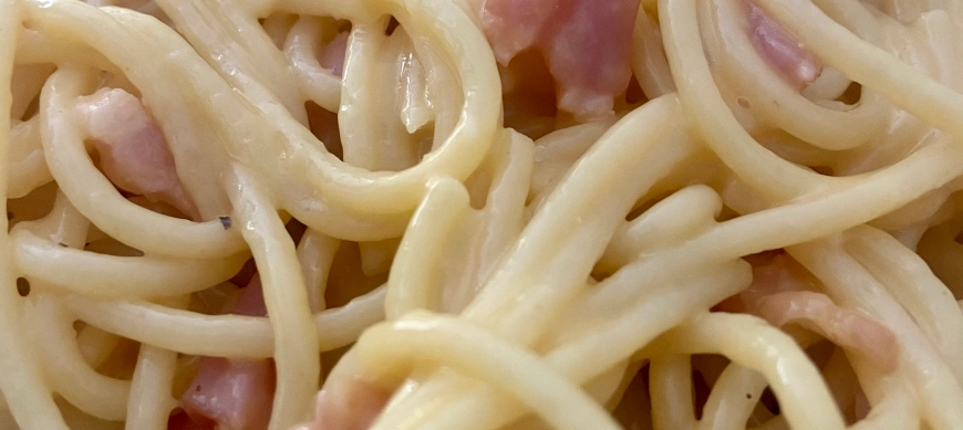 Espaguetis a la carbonara (receta italiana con Thermomix)