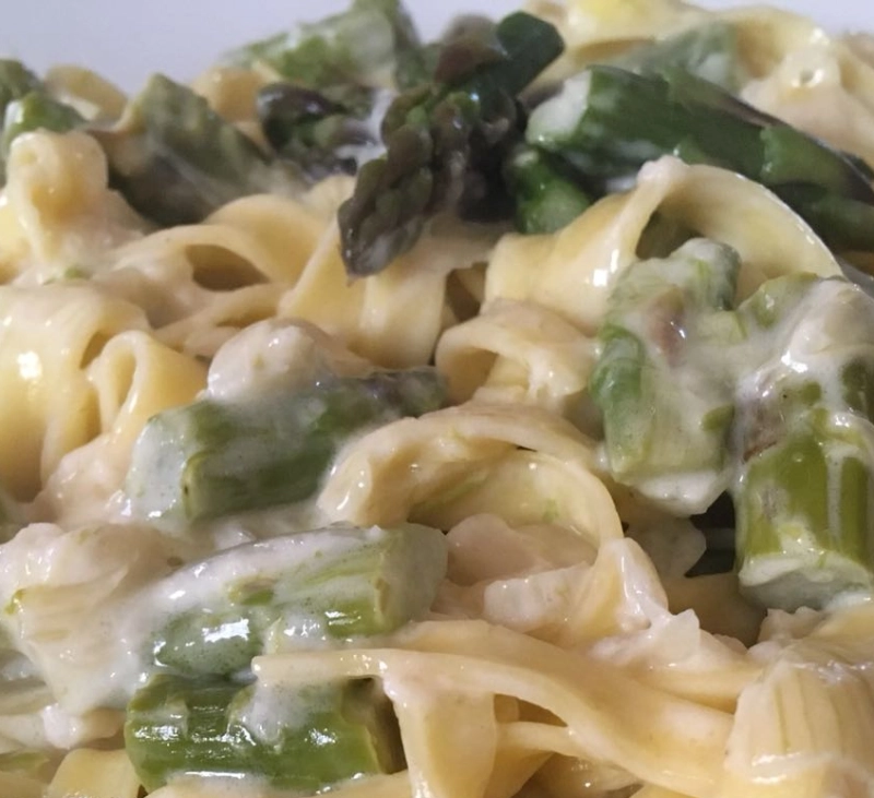 Espaguetis a la carbonara