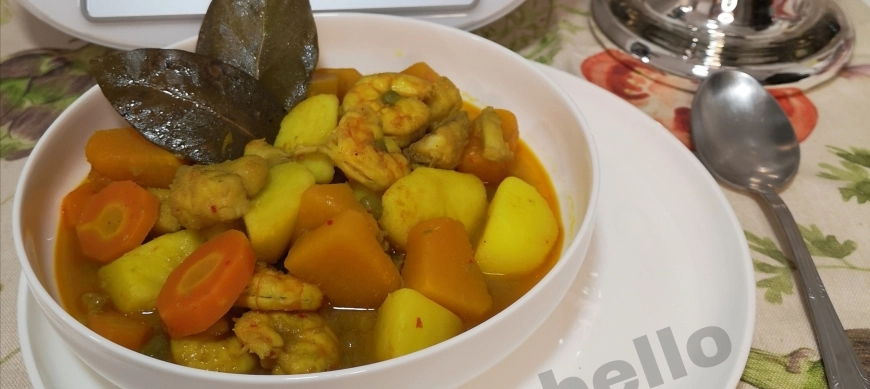 PATATAS GUISADAS CON RAPE Y LANGOSTINOS CON THERMOMIX