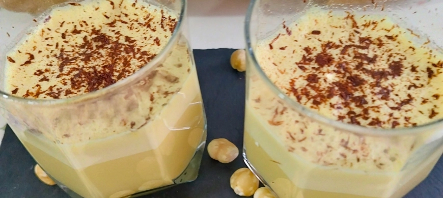 LECHE CALIENTE DE AVELLANAS