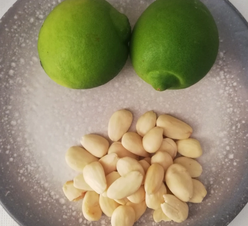 Sorbete de almendra y lima con thermomix