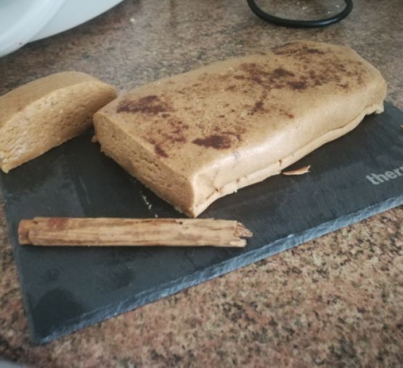 TURRÓN A LA PIEDRA