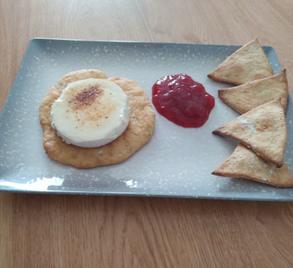 TORTAS DE ACEITE (DULCES Y SALADAS)
