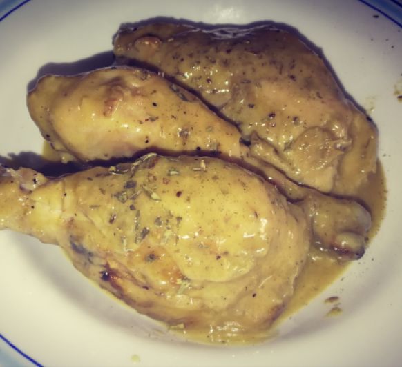 Muslos de pollo al ajillo