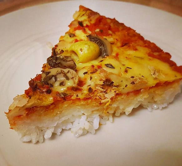 Arroz estilo pizza