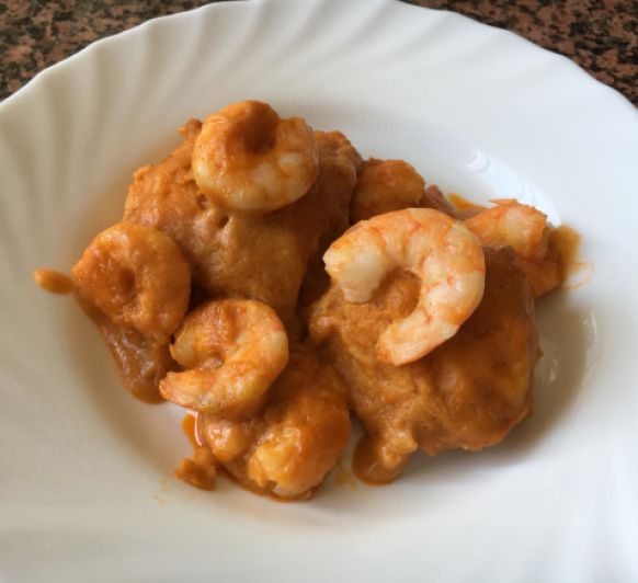 Bacalao con langostinos